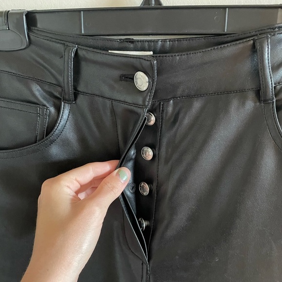 Aritzia Wilfred Oracle Pant Vegan leather balloon-leg pants Size 2 - Picture 13 of 13